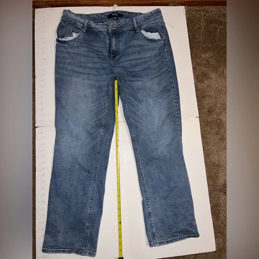 Hudson size 16 women’s jeans used - Picture 2 of 3